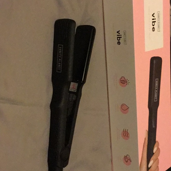 Vanity Planet Hair Straightner - Picture 2 of 2